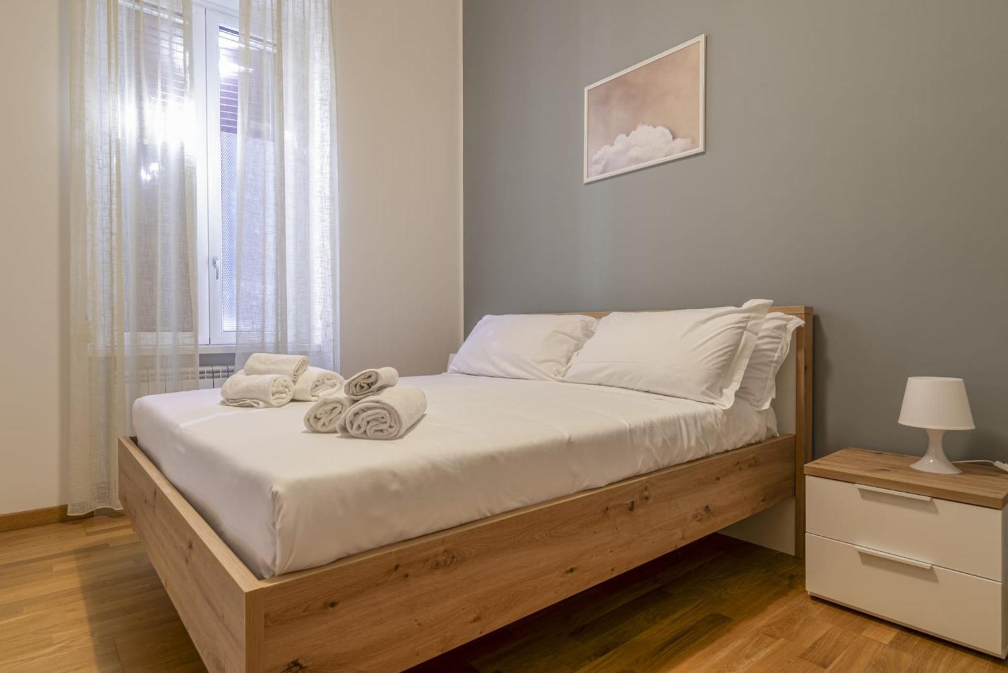 Stazione 54 Apartment Naples Luaran gambar